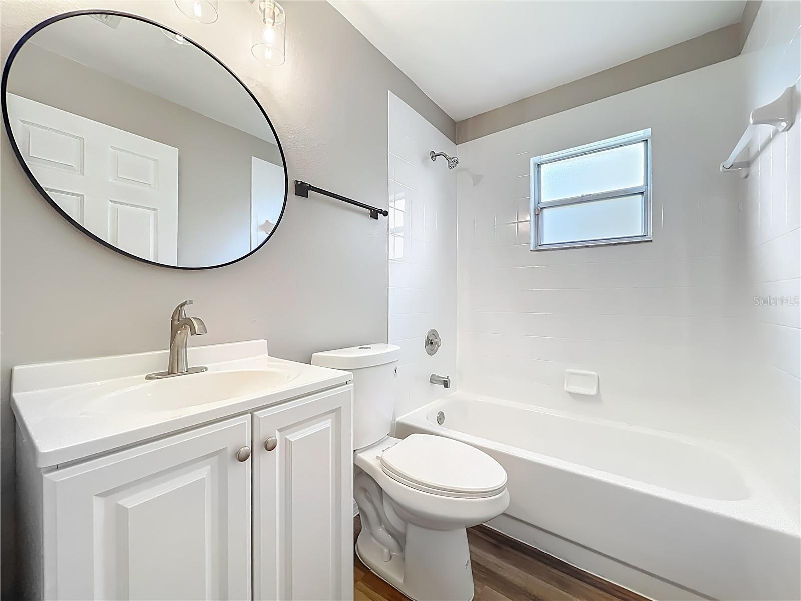 Image 27 of 54 For 5626 Elizabeth Rose Square