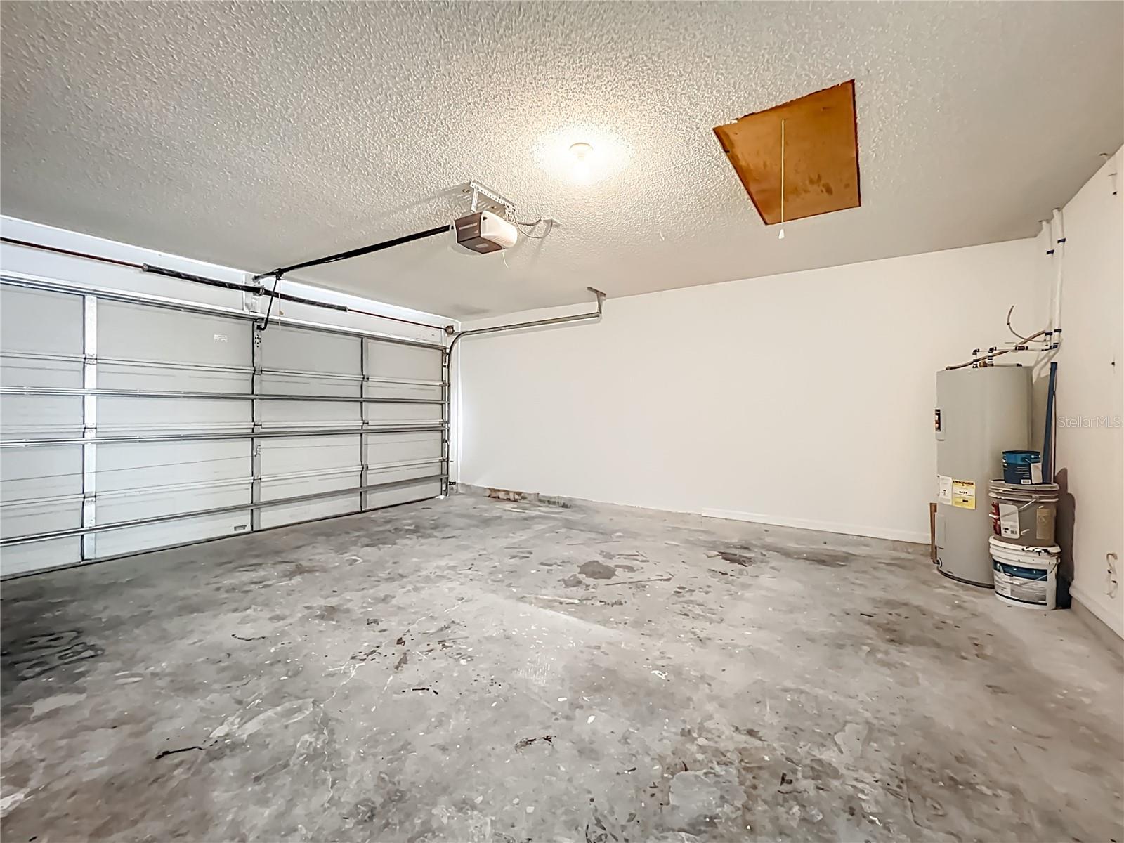 Image 37 of 54 For 5626 Elizabeth Rose Square