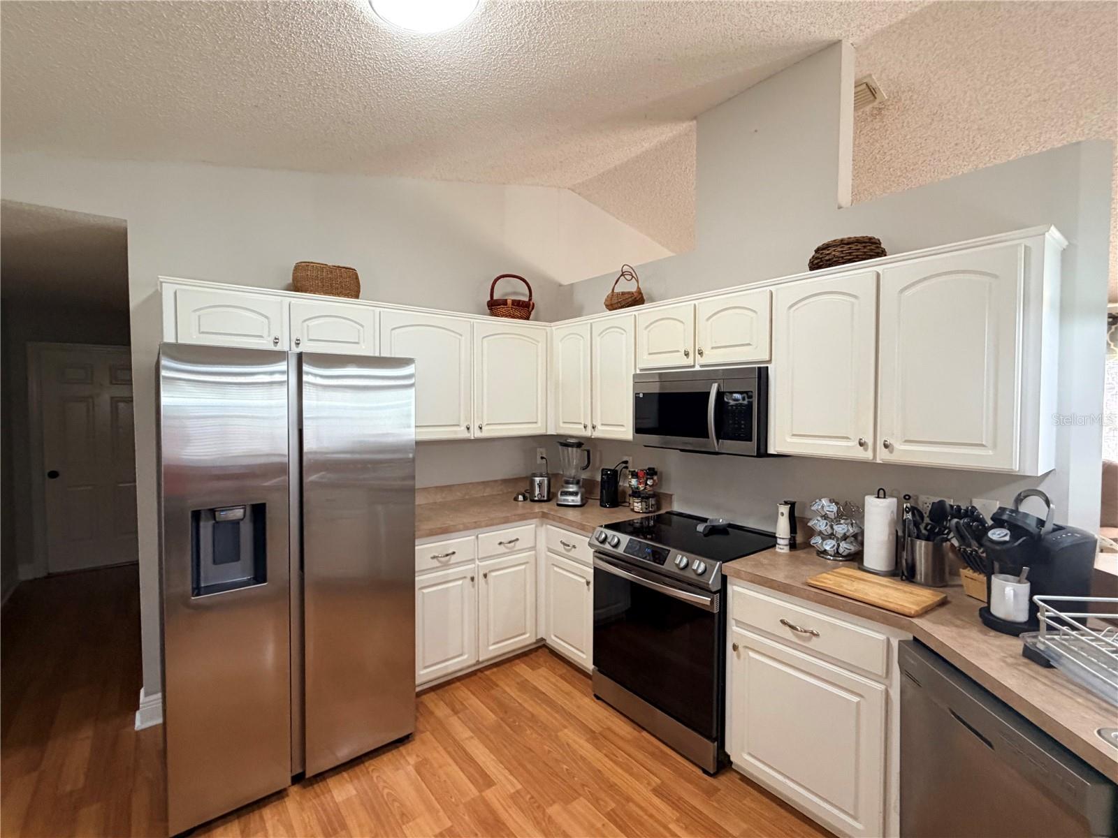 Image 10 of 31 For 8445 National Drive