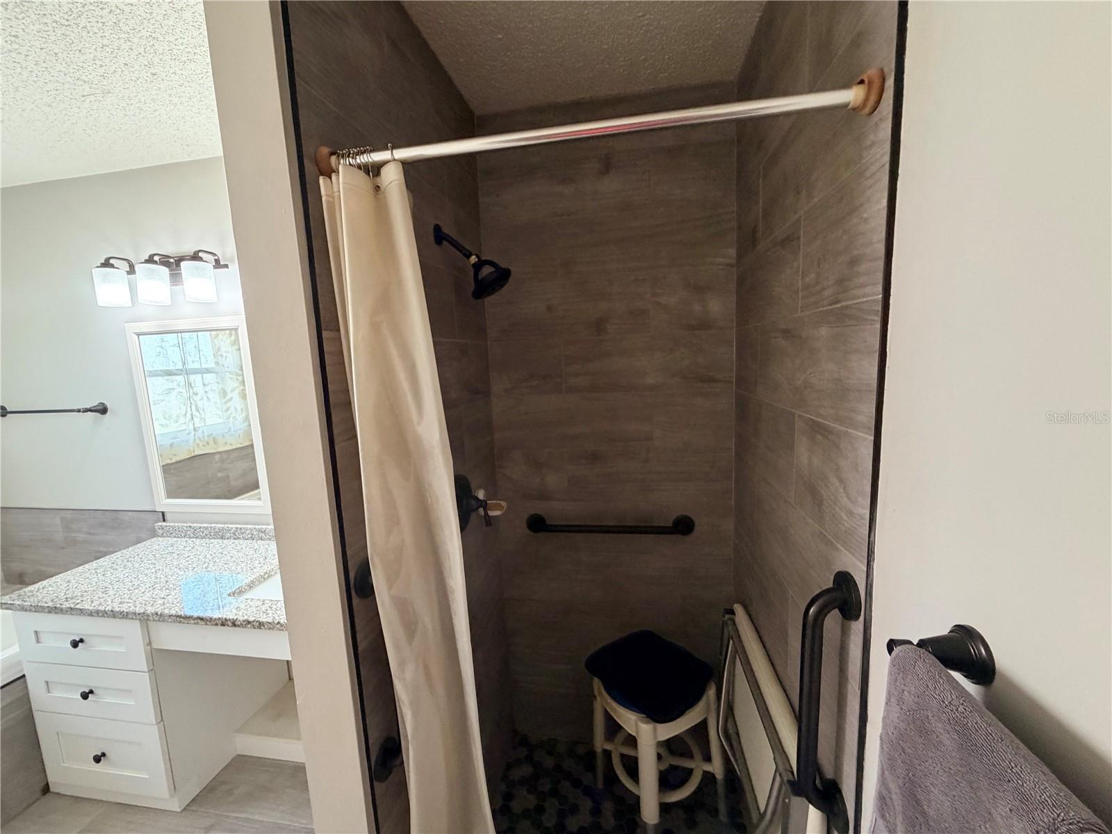 Image 18 of 31 For 8445 National Drive