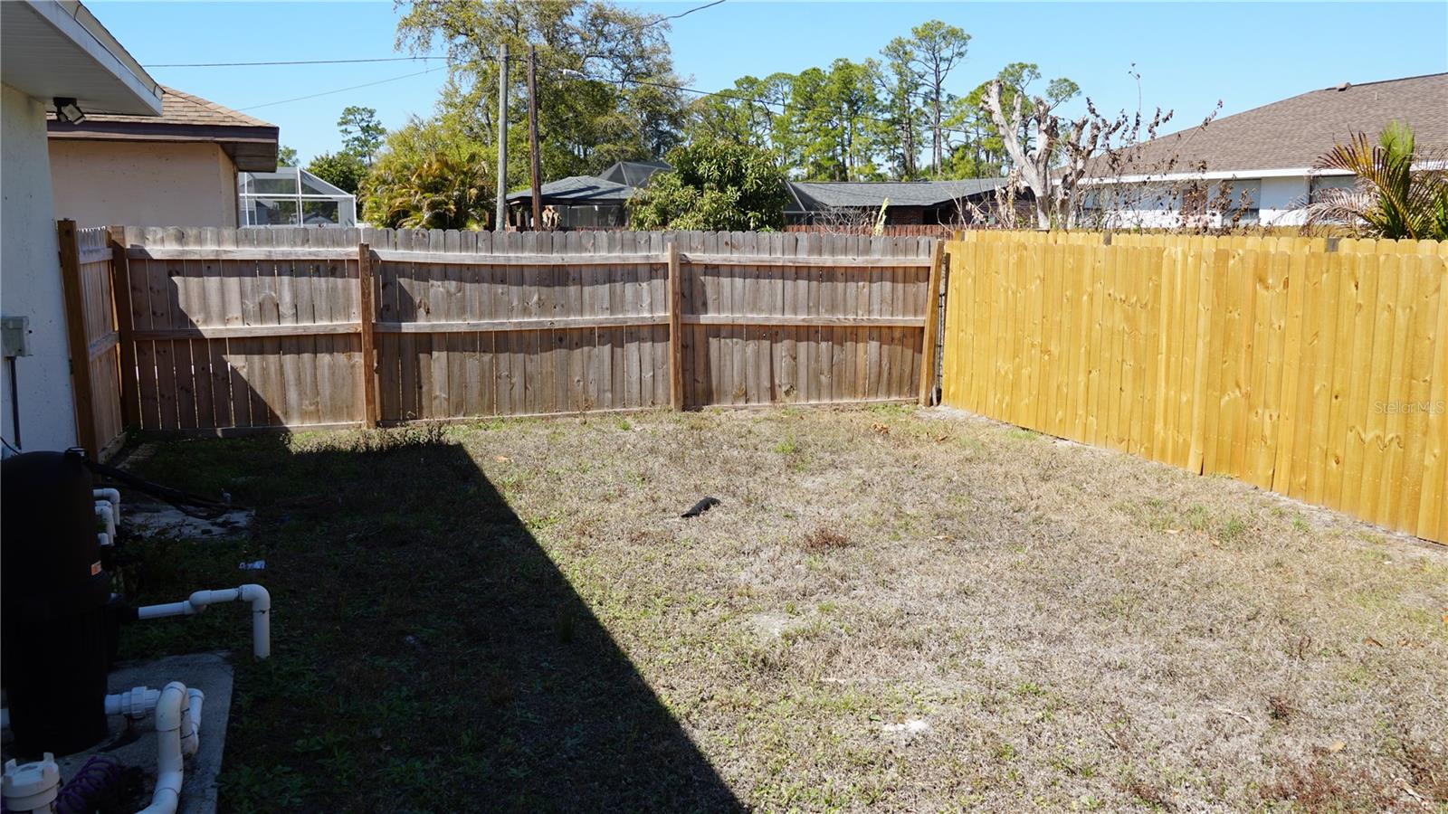 Image 16 of 21 For 23268 Avacado Avenue