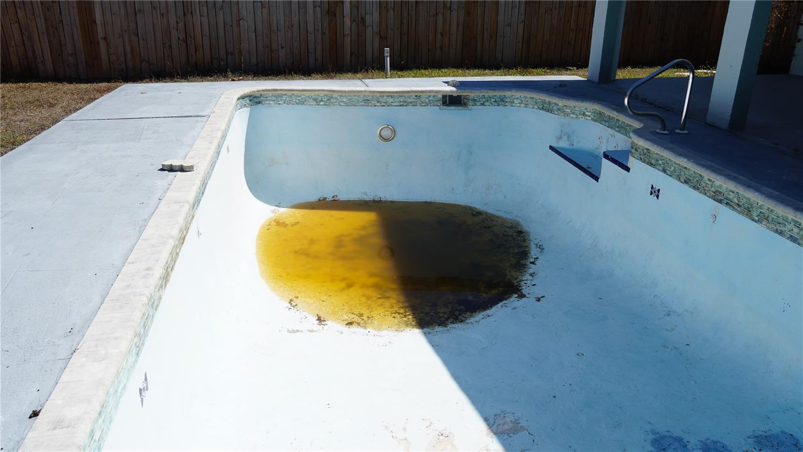 Image 19 of 21 For 23268 Avacado Avenue