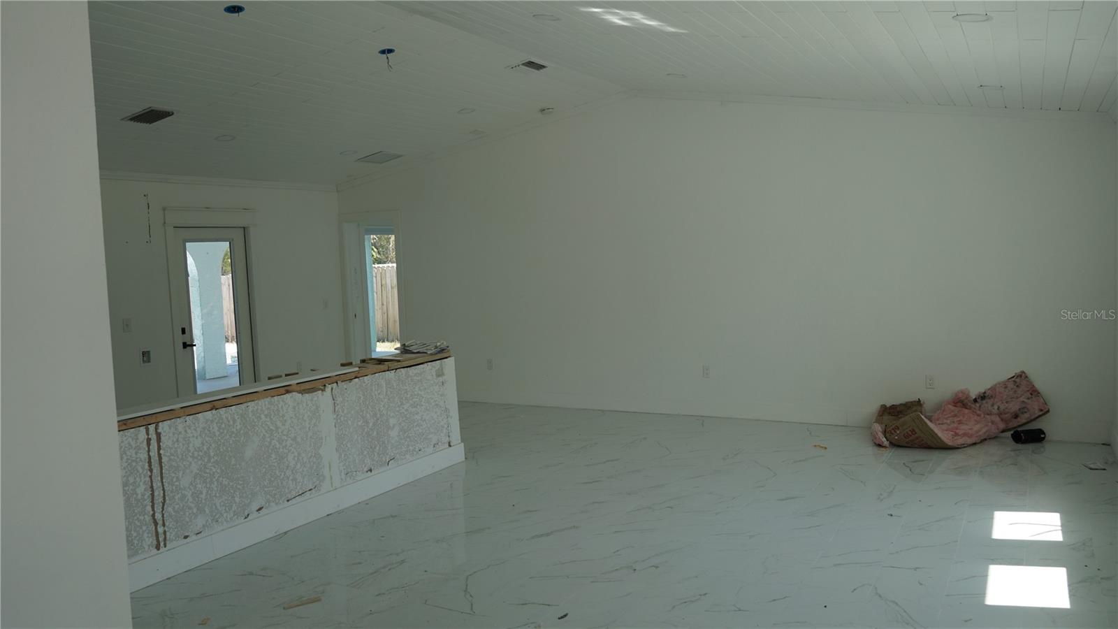 Image 3 of 21 For 23268 Avacado Avenue