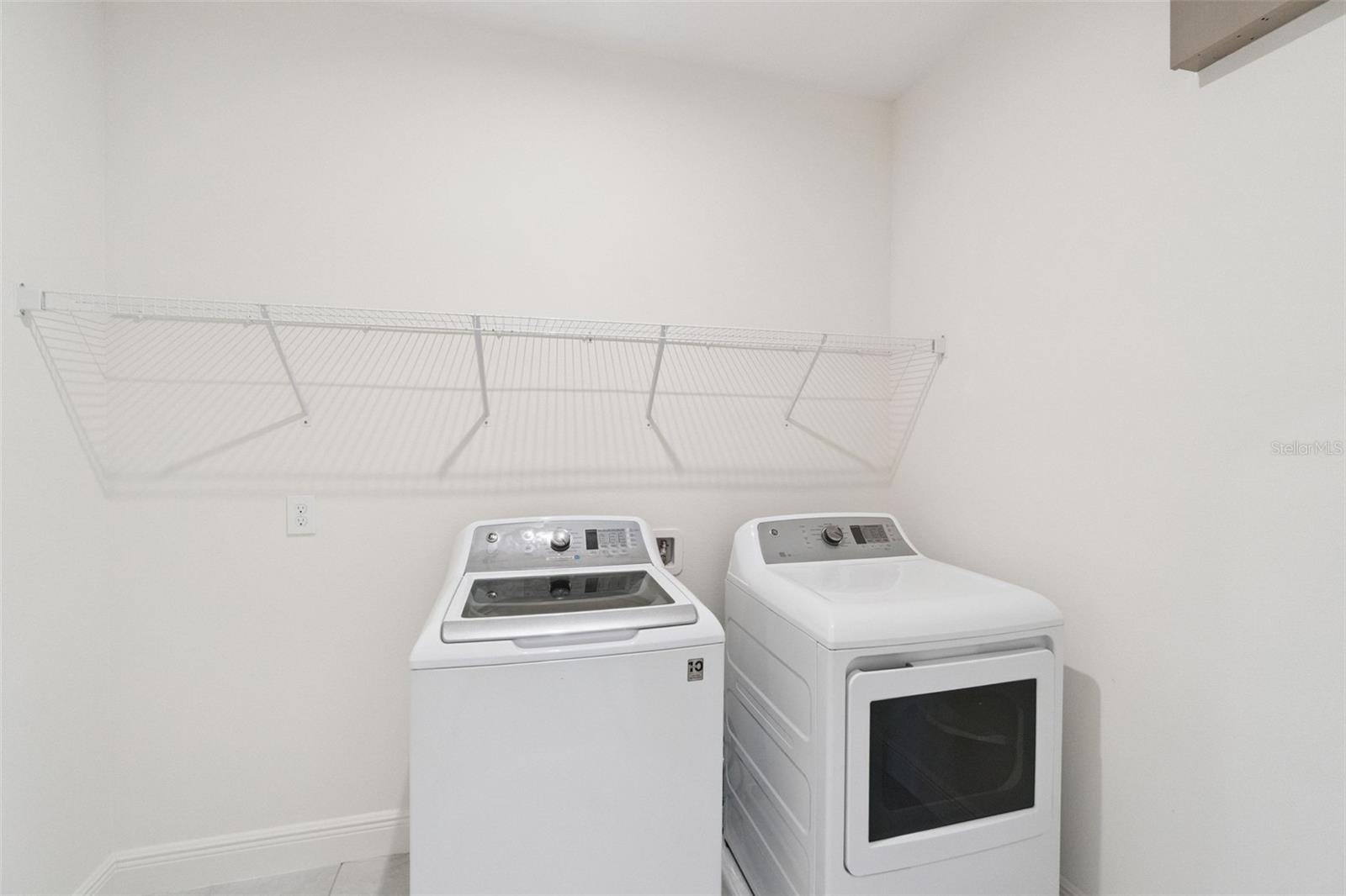 Image 19 of 32 For 14235 Kellogg Avenue