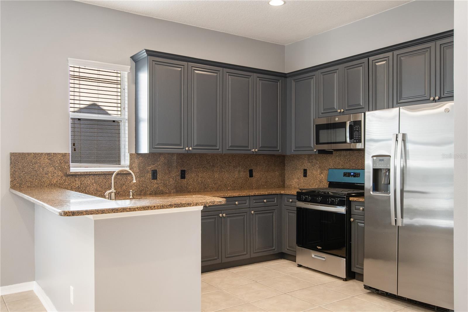 Image 14 of 52 For 13118 Sunkiss Loop