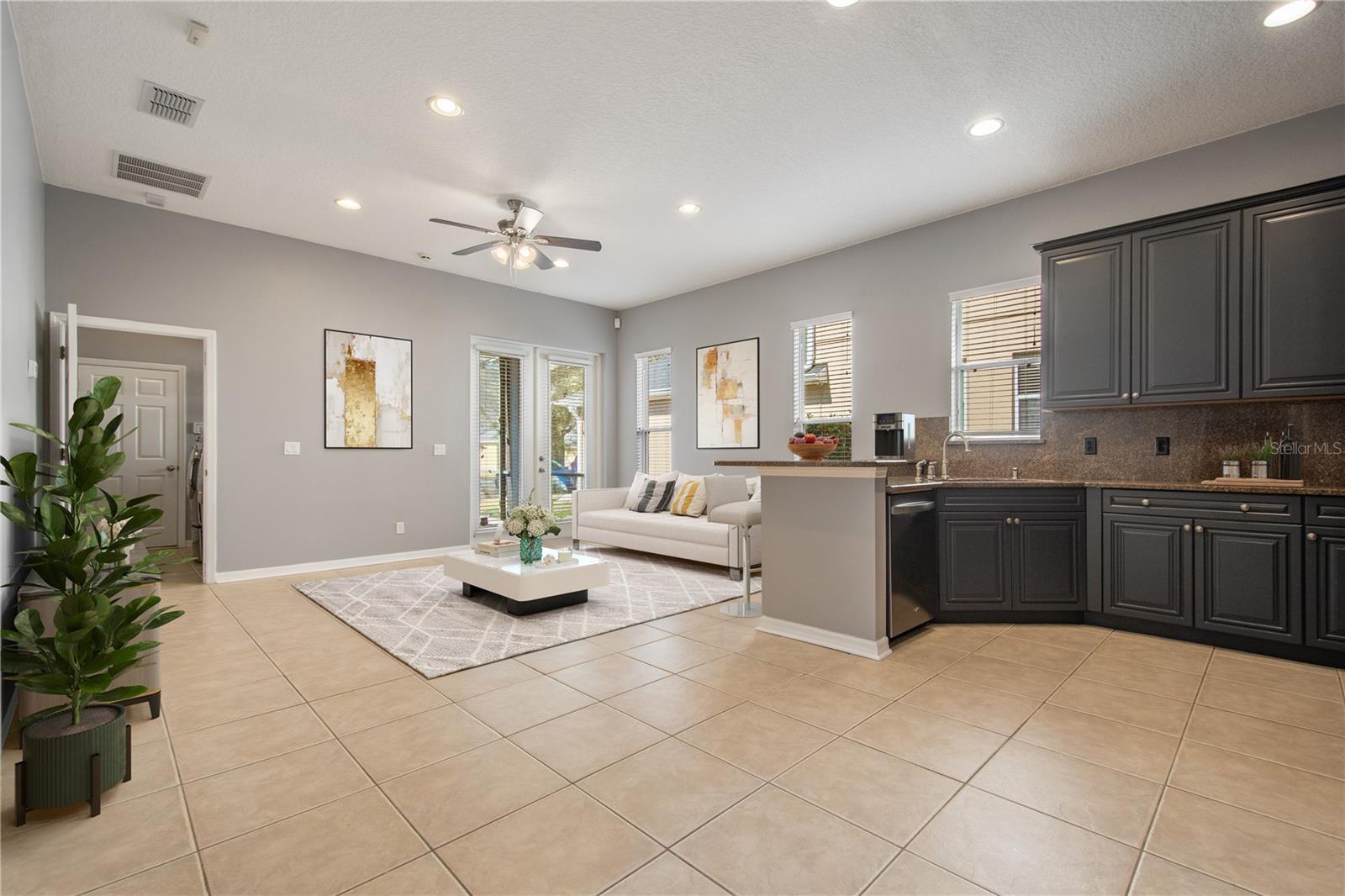 Image 15 of 52 For 13118 Sunkiss Loop