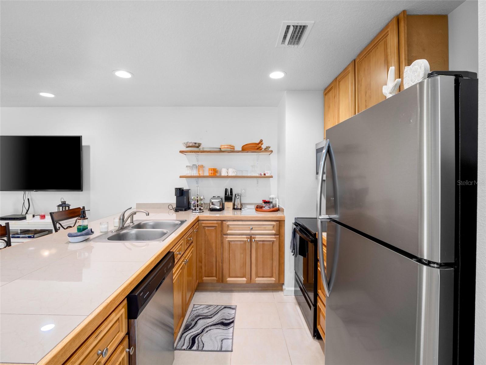 Image 10 of 36 For 222 Rosa L Jones