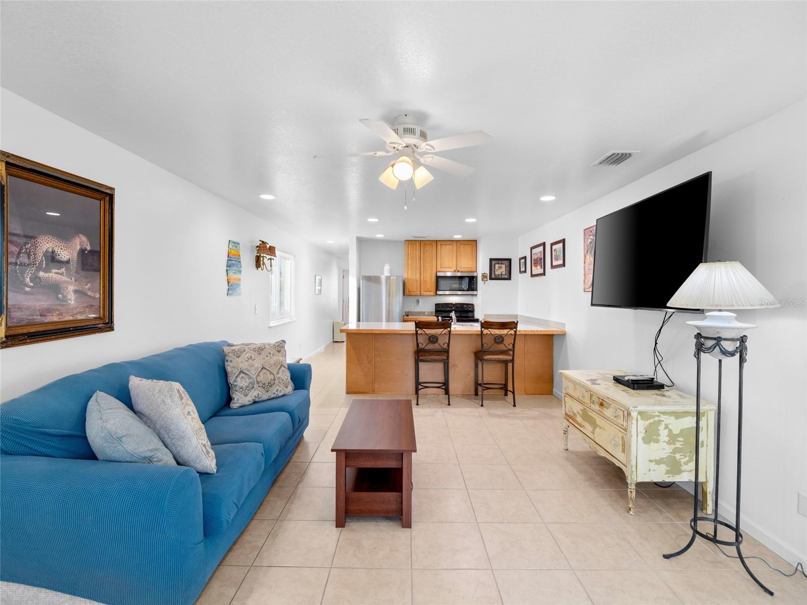 Image 4 of 36 For 222 Rosa L Jones