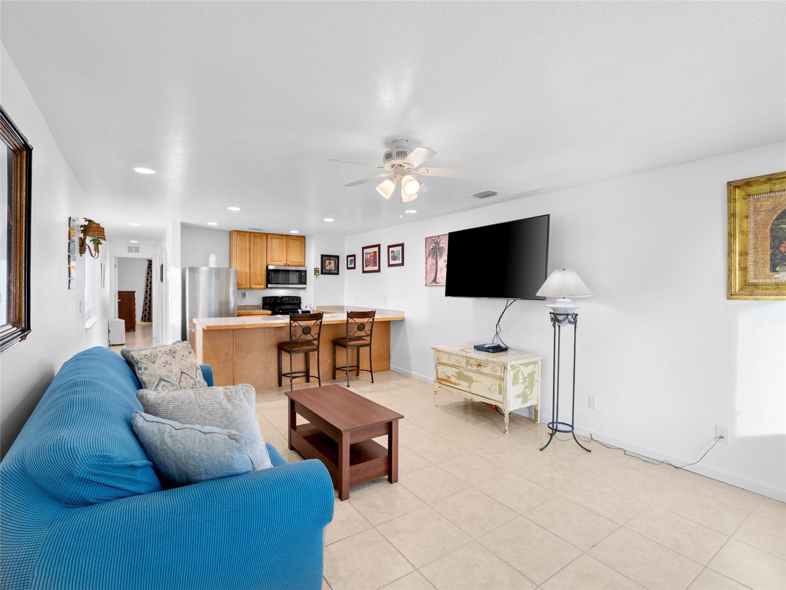 Image 8 of 36 For 222 Rosa L Jones