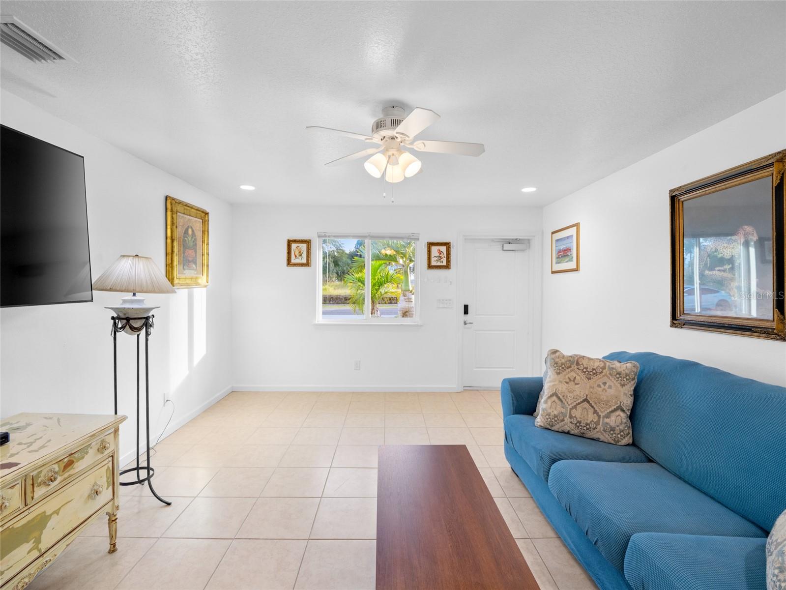 Image 9 of 36 For 222 Rosa L Jones