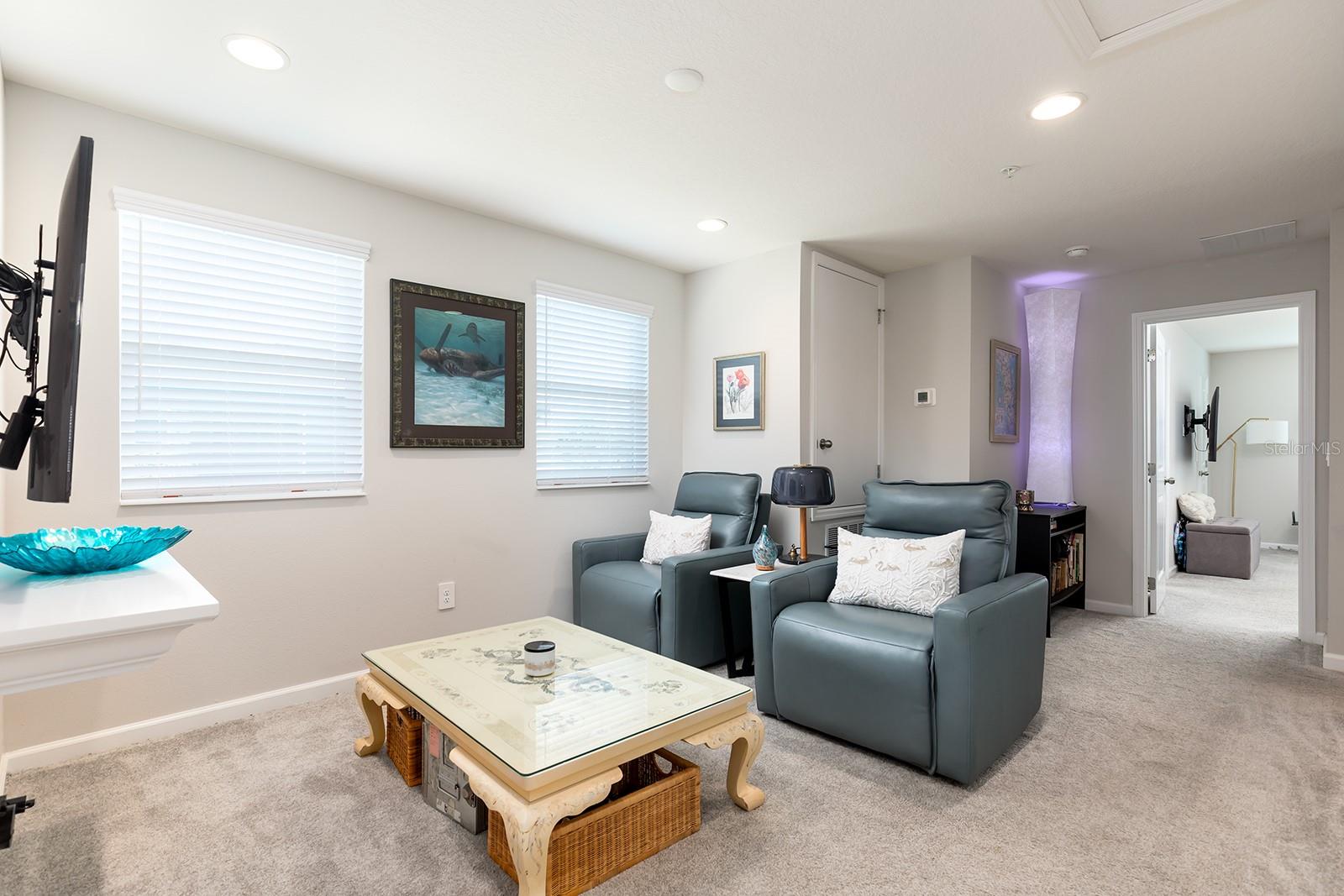 Image 10 of 22 For 170 Cape Honeysuckle Place