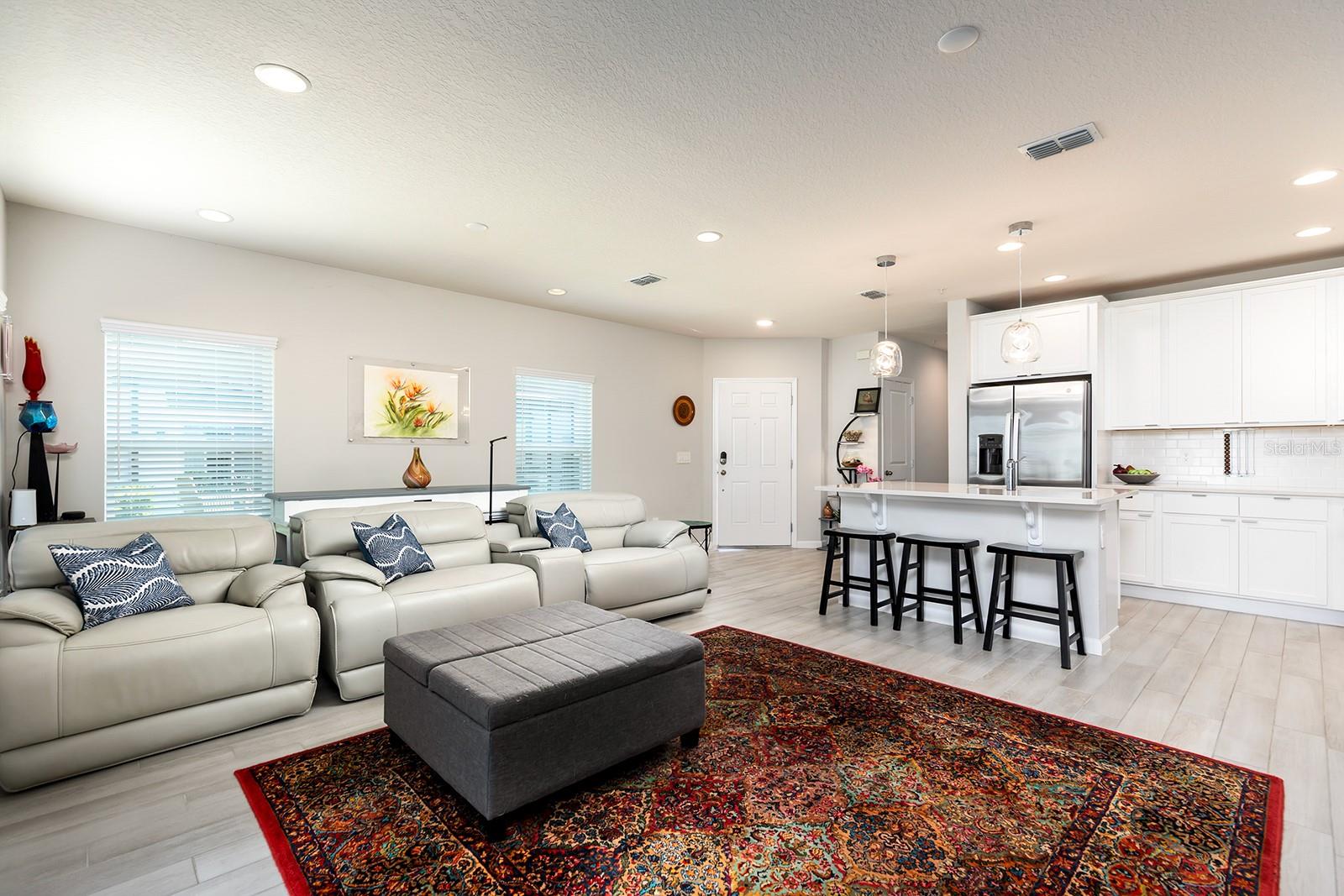 Image 3 of 22 For 170 Cape Honeysuckle Place