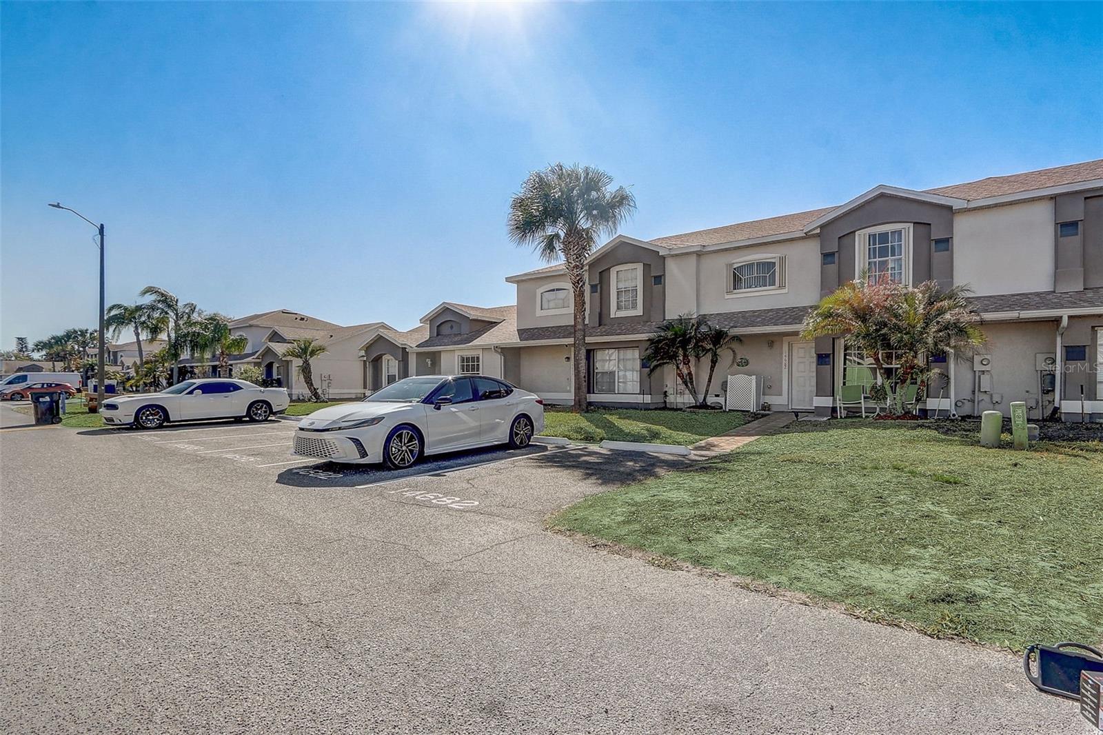 Image 16 of 46 For 14682 Laguna Beach Circle