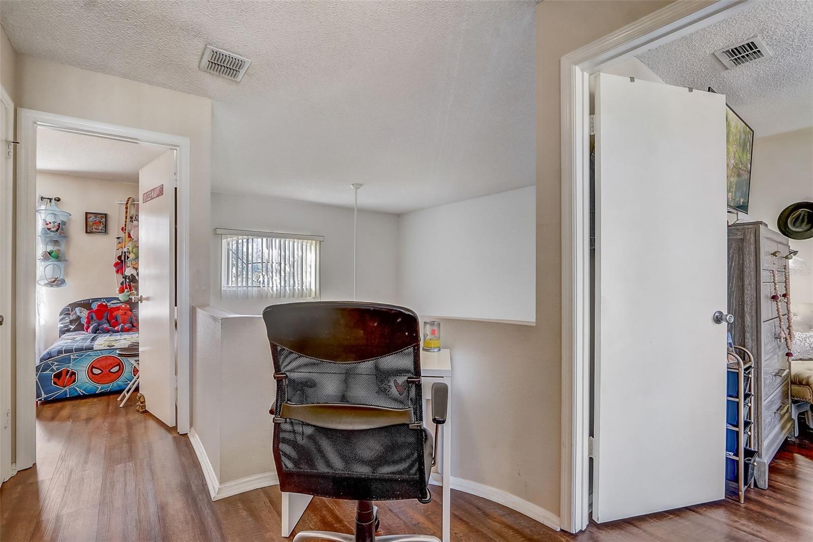 Image 25 of 46 For 14682 Laguna Beach Circle