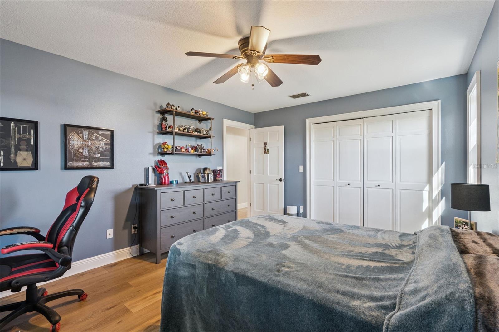 Image 33 of 59 For 7100 Redwing Road