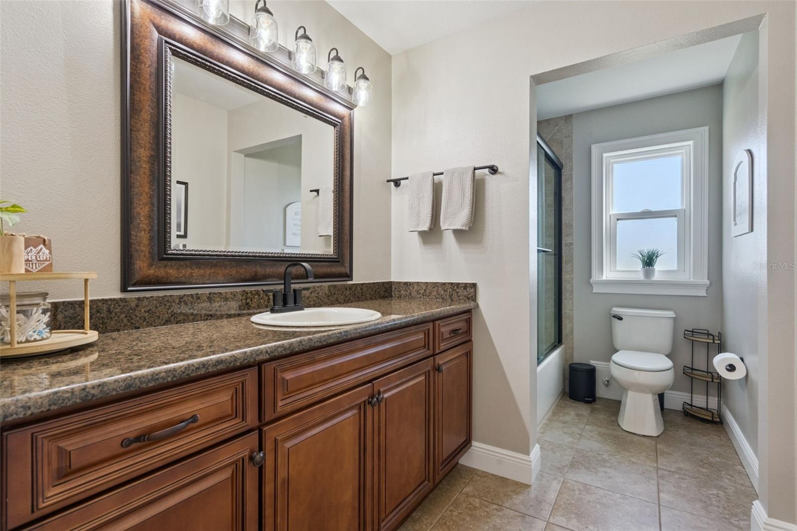 Image 34 of 59 For 7100 Redwing Road