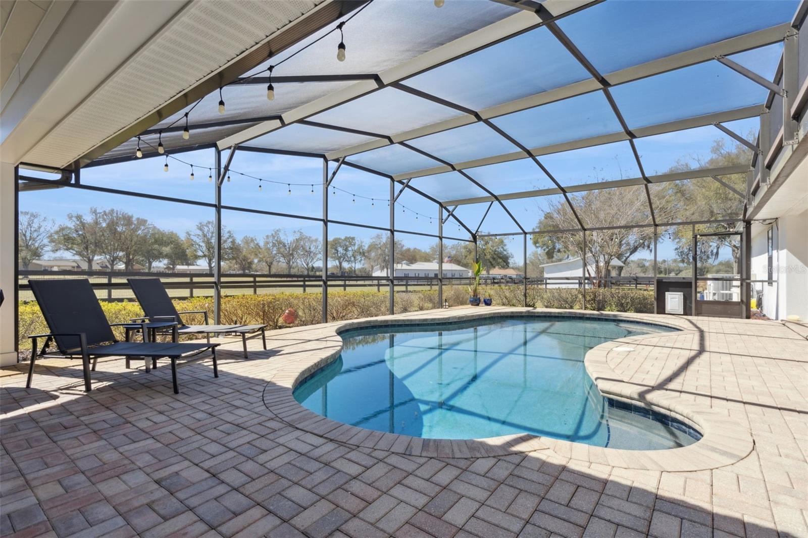 Image 39 of 59 For 7100 Redwing Road