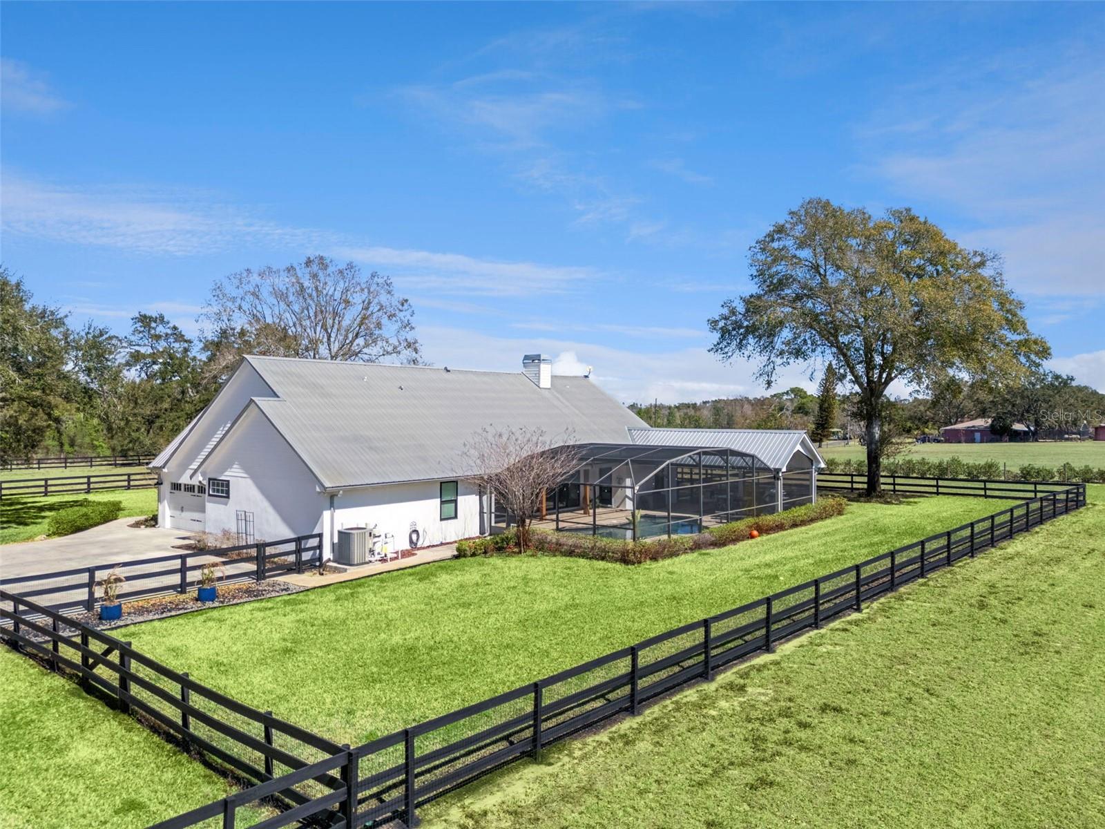 Image 44 of 59 For 7100 Redwing Road