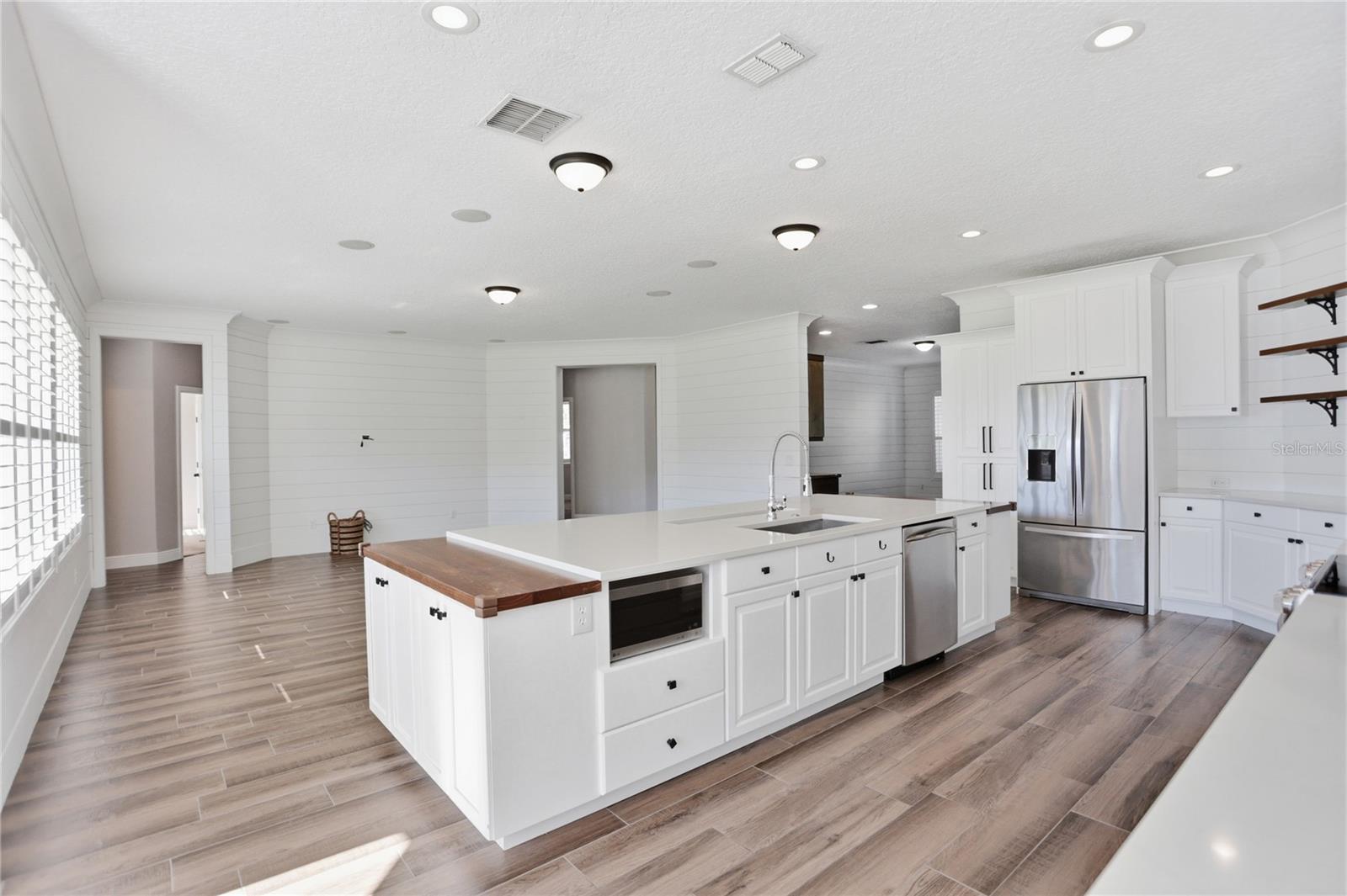 Image 16 of 47 For 8 Winters Landing Drive