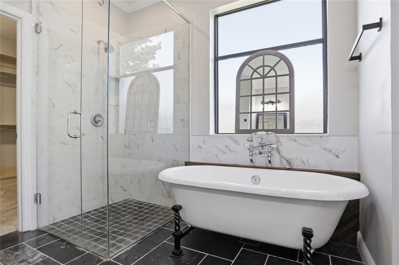 Image 25 of 47 For 8 Winters Landing Drive