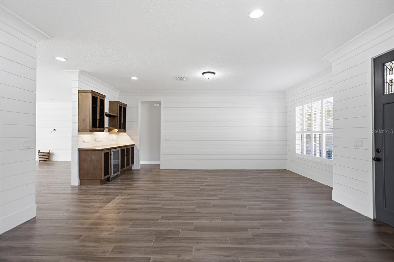 Image 6 of 47 For 8 Winters Landing Drive