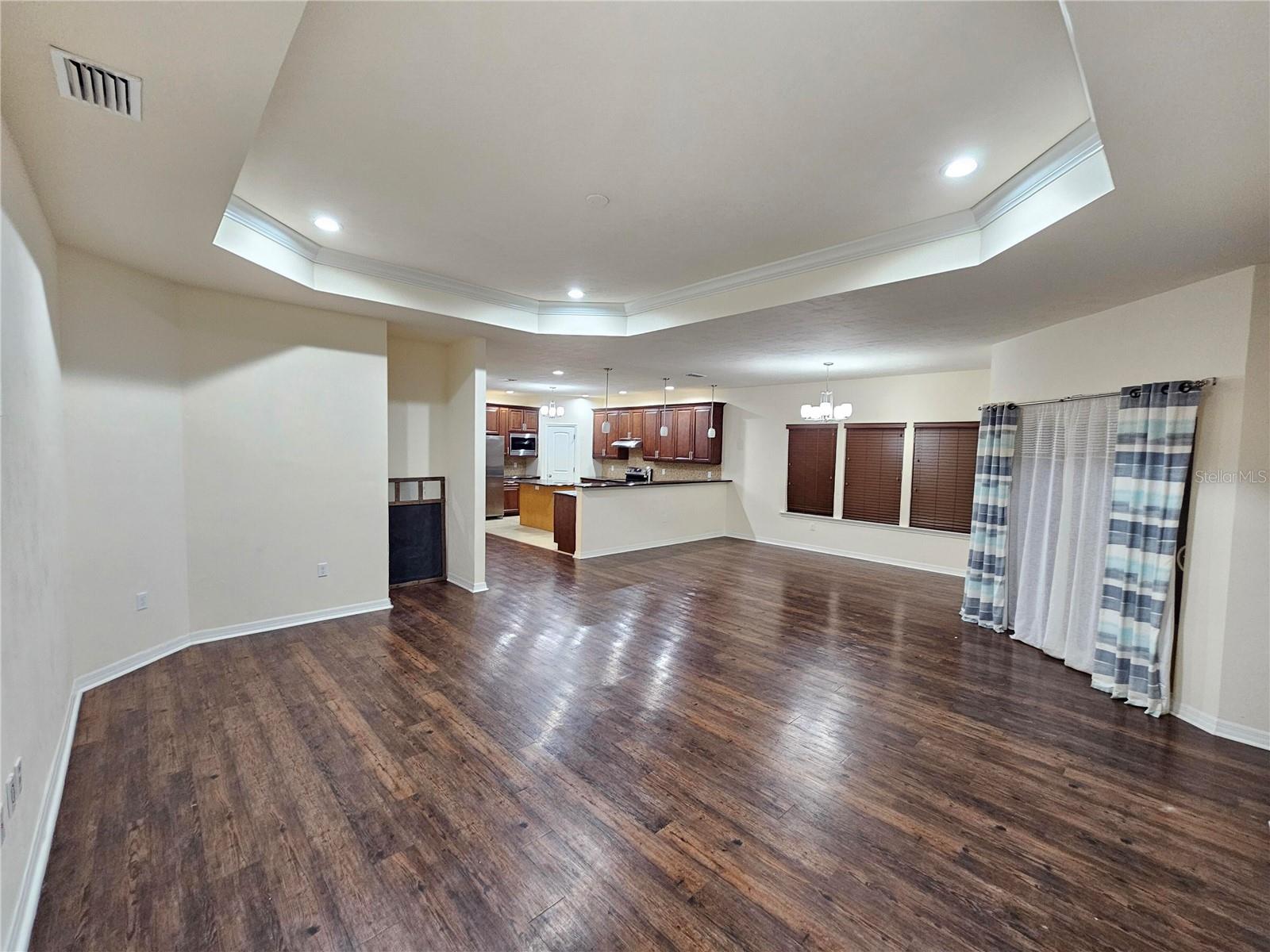 Image 17 of 44 For 7873 80th Drive