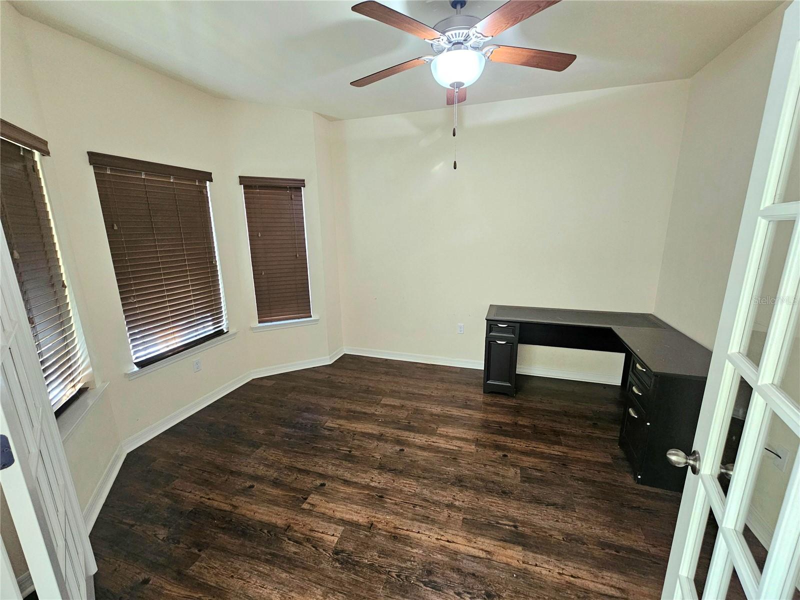 Image 7 of 44 For 7873 80th Drive