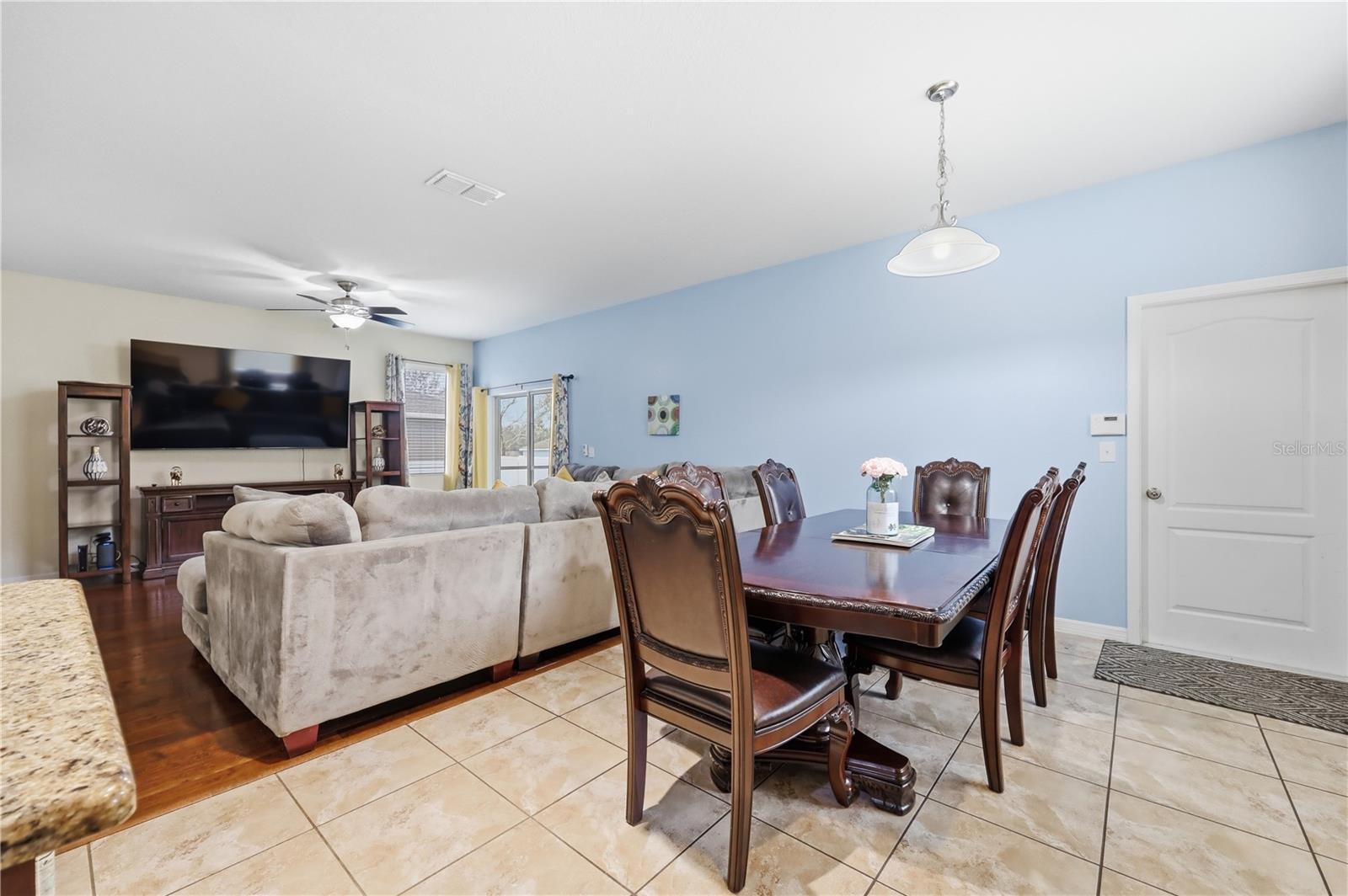 Image 23 of 41 For 1044 Alston Bay Boulevard