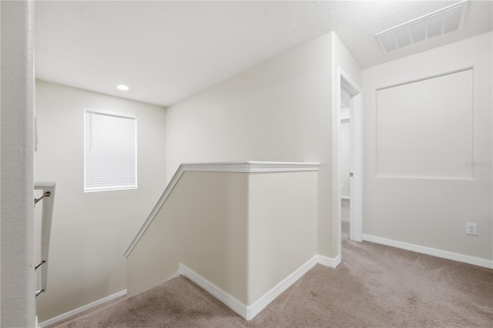 Image 26 of 41 For 1044 Alston Bay Boulevard