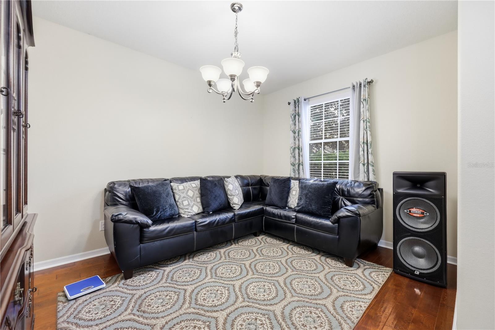 Image 34 of 41 For 1044 Alston Bay Boulevard