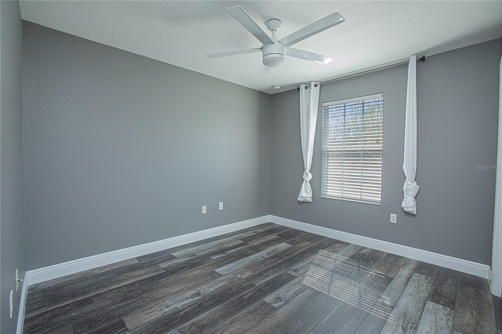 Image 15 of 31 For 13141 Moss Park Ridge Drive