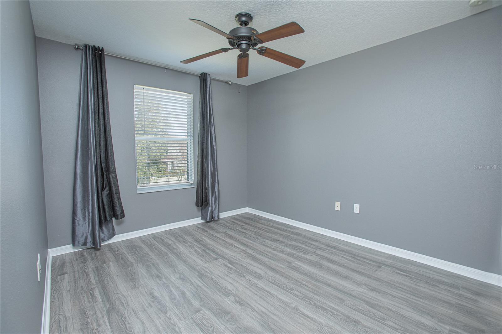 Image 18 of 31 For 13141 Moss Park Ridge Drive