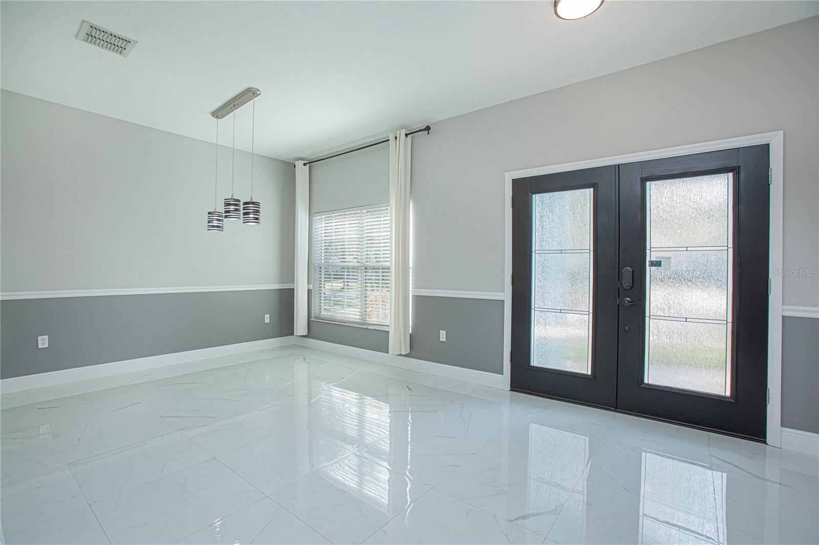 Image 5 of 31 For 13141 Moss Park Ridge Drive