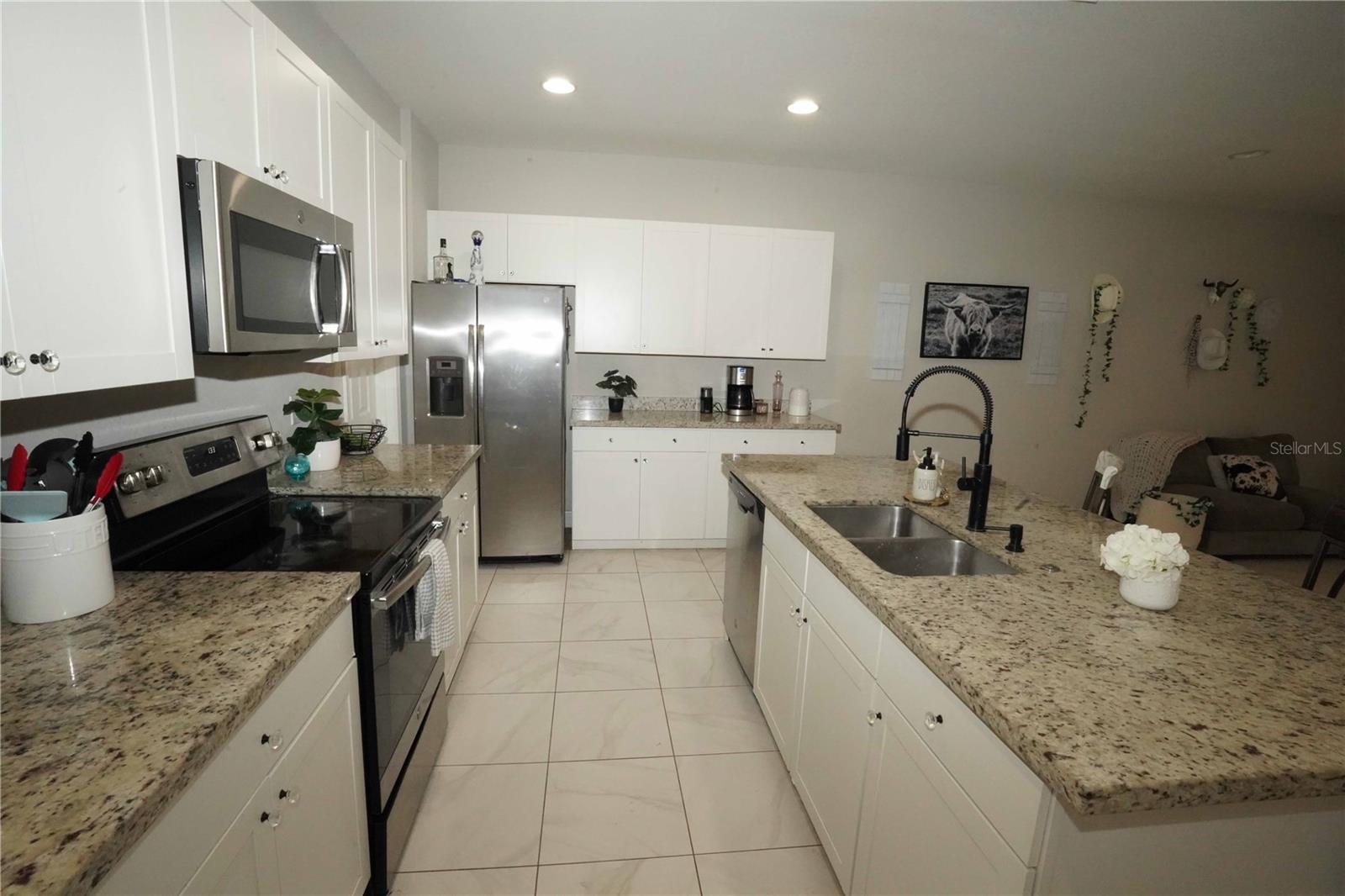 Image 10 of 28 For 1271 Leonardo Circle