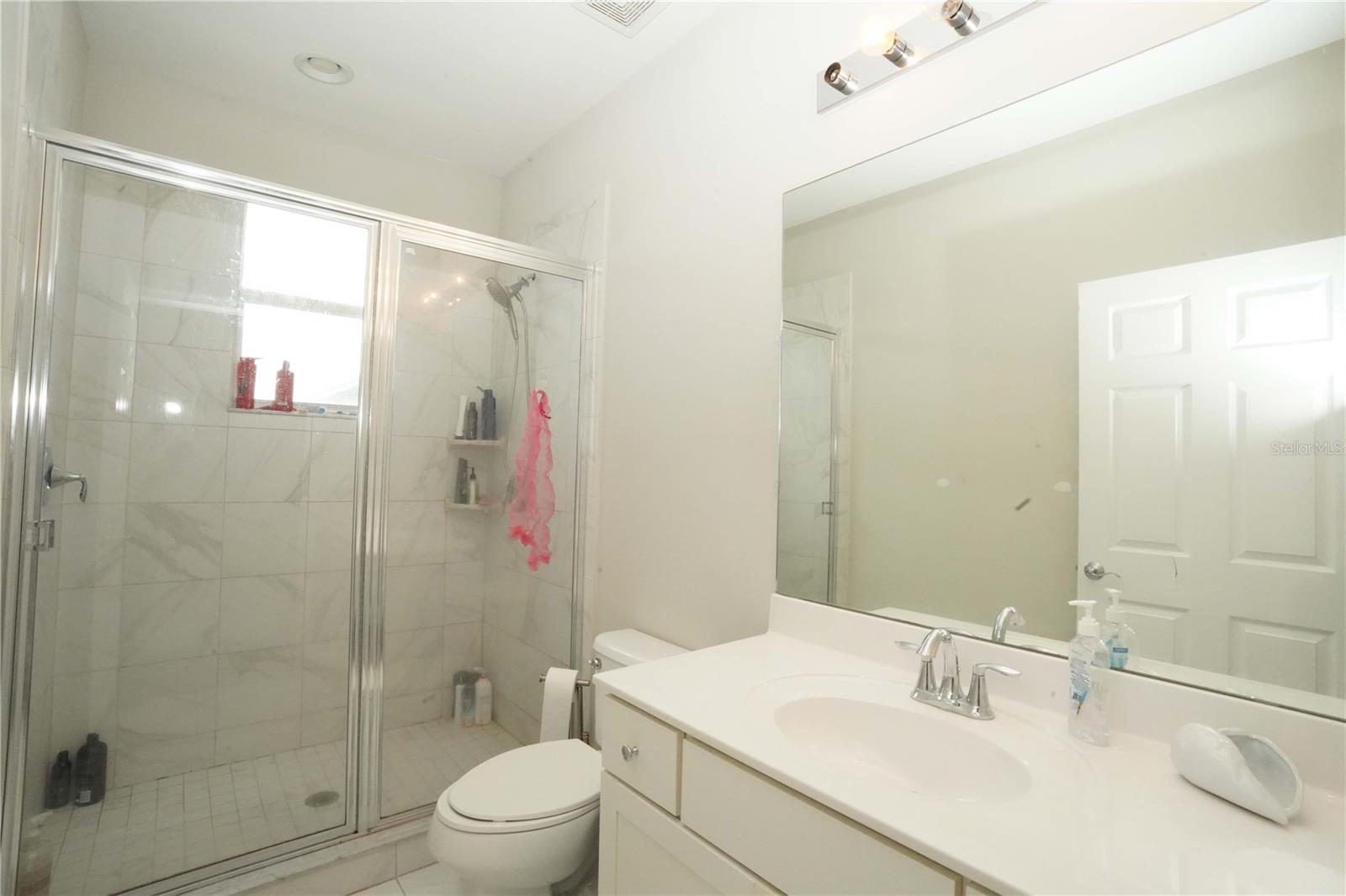 Image 18 of 28 For 1271 Leonardo Circle