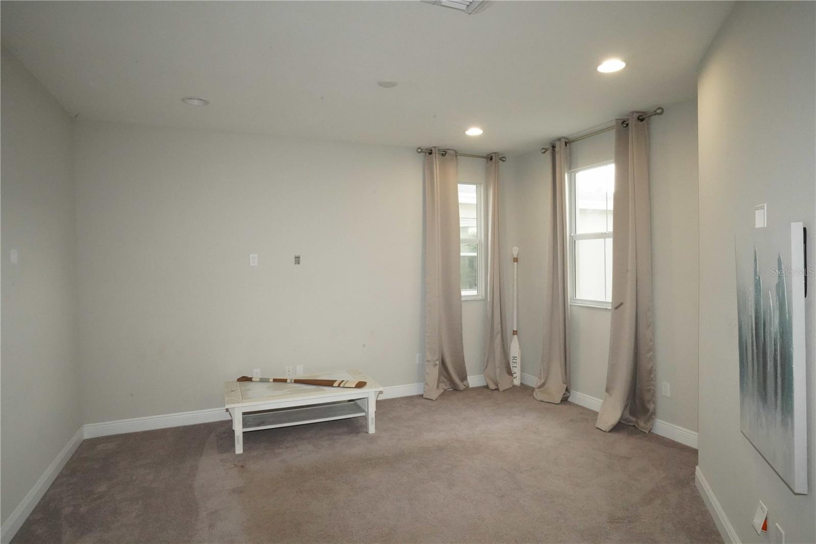 Image 20 of 28 For 1271 Leonardo Circle