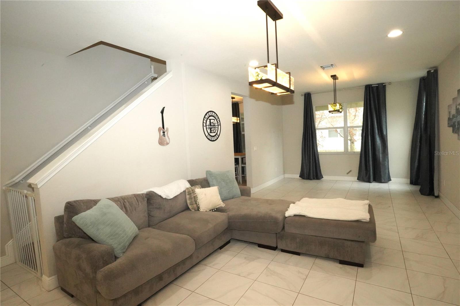 Image 6 of 28 For 1271 Leonardo Circle