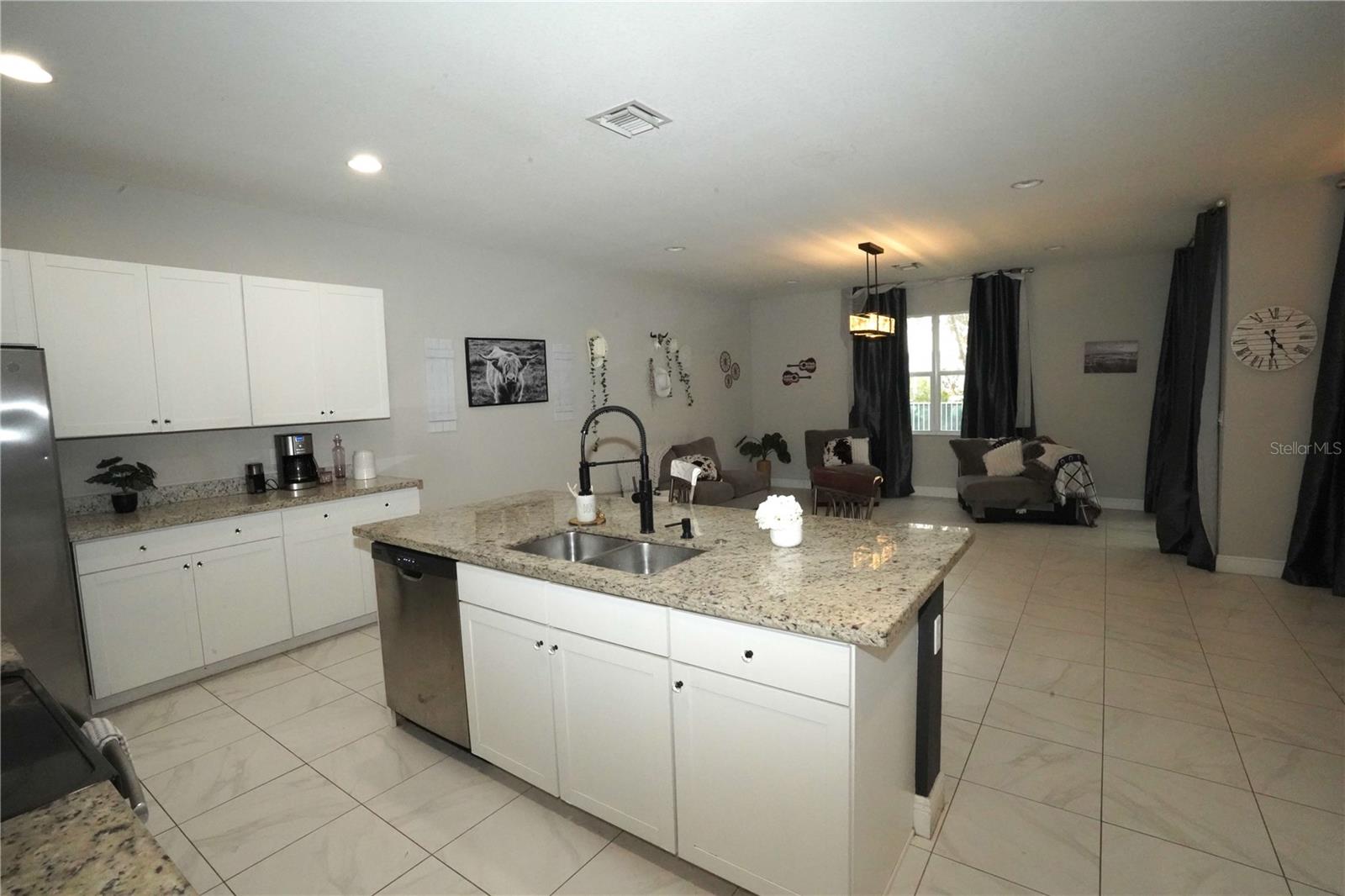 Image 9 of 28 For 1271 Leonardo Circle