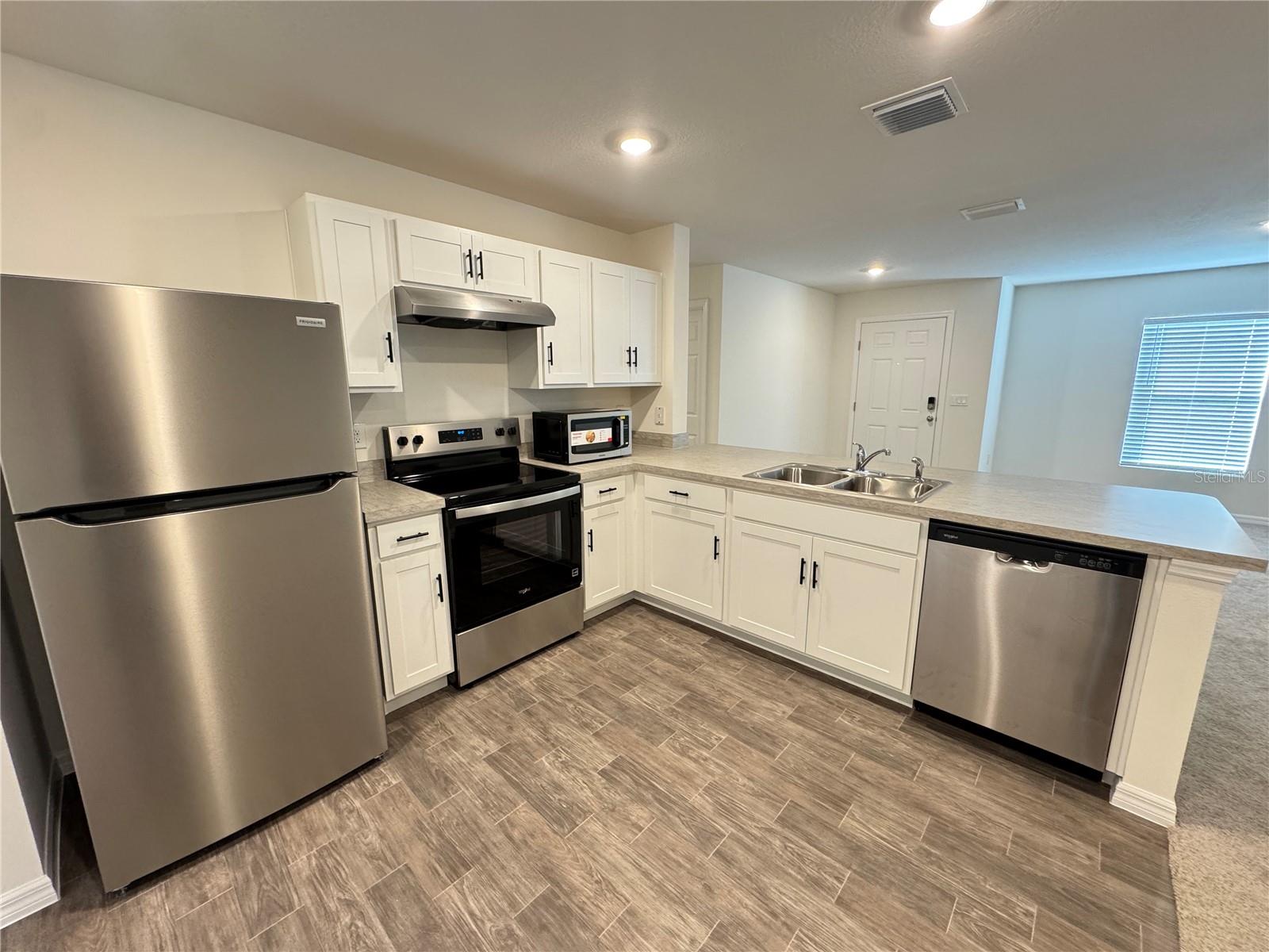 Image 5 of 25 For 313 Amberjack Court