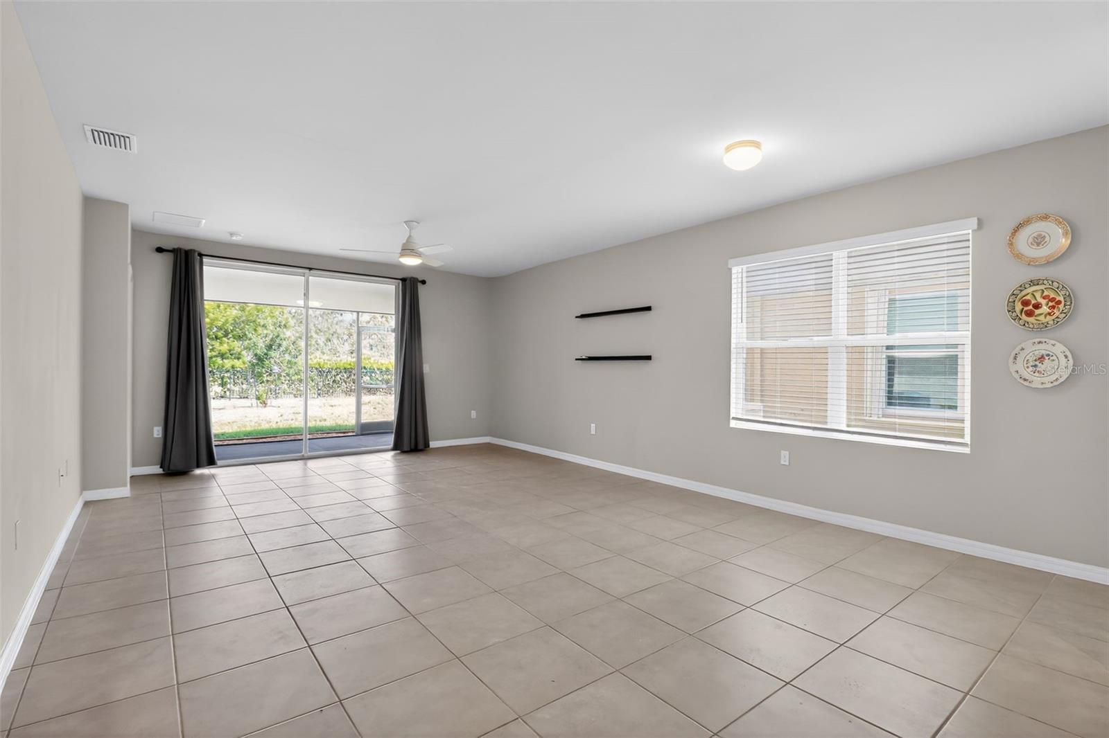 Image 13 of 31 For 25152 Lenox Circle