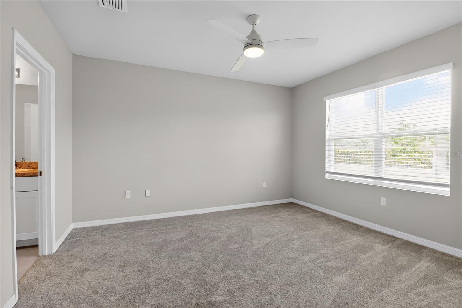 Image 17 of 31 For 25152 Lenox Circle