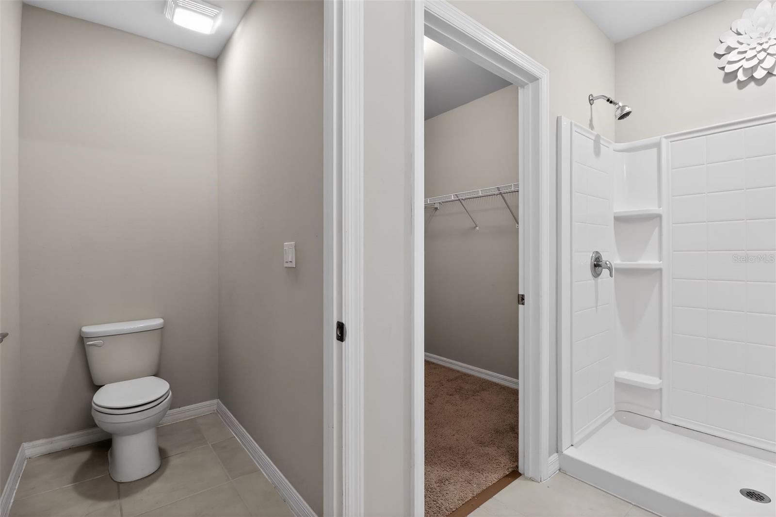 Image 22 of 31 For 25152 Lenox Circle