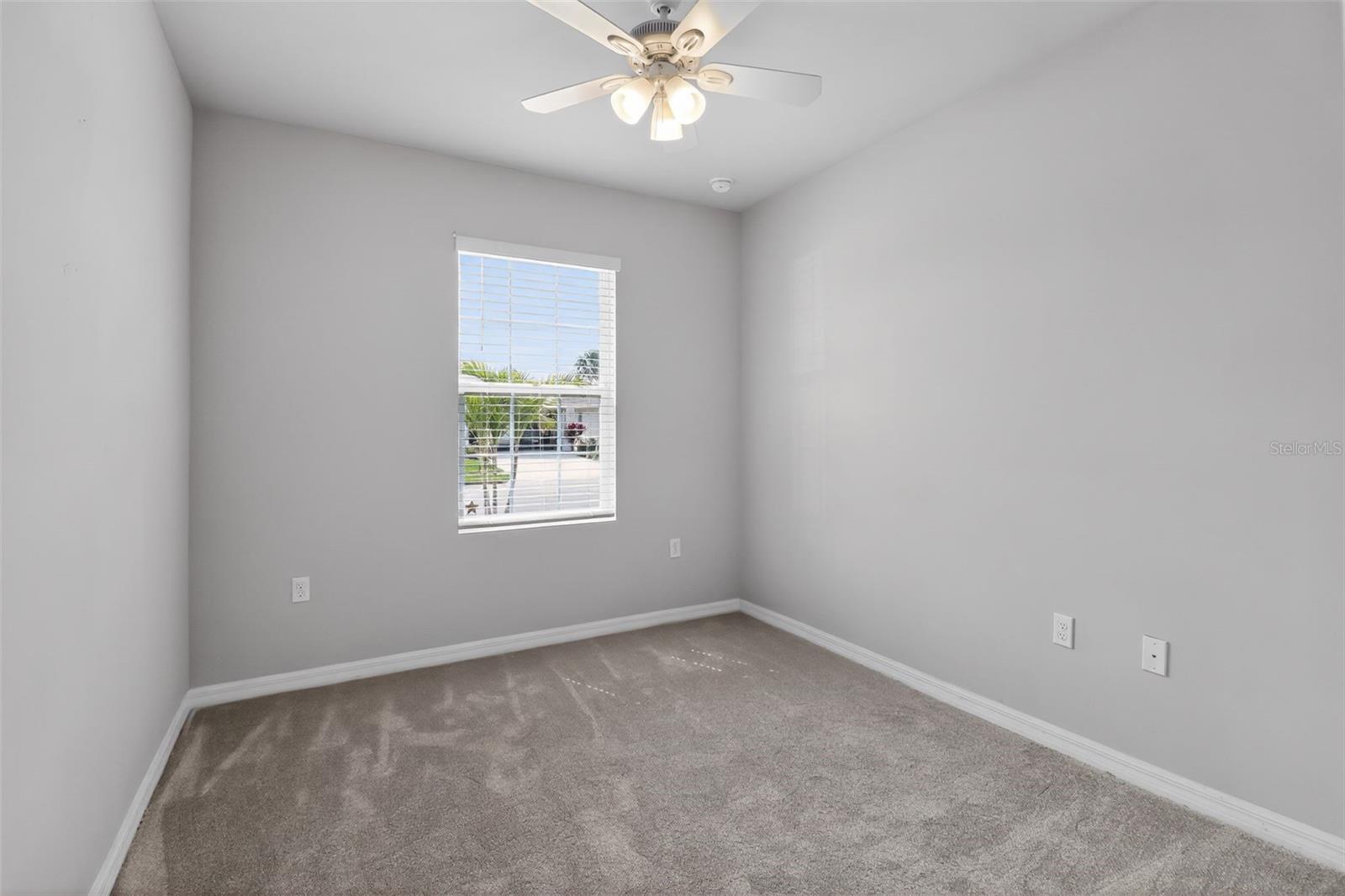 Image 23 of 31 For 25152 Lenox Circle