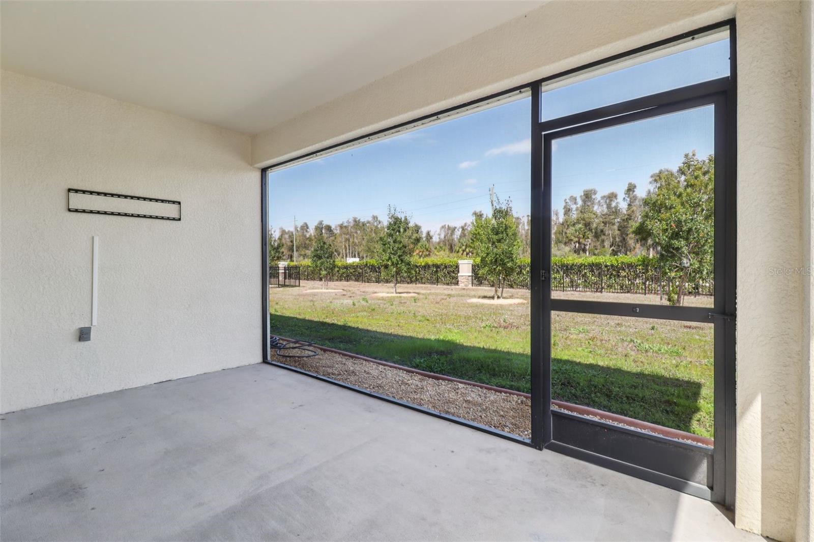 Image 30 of 31 For 25152 Lenox Circle