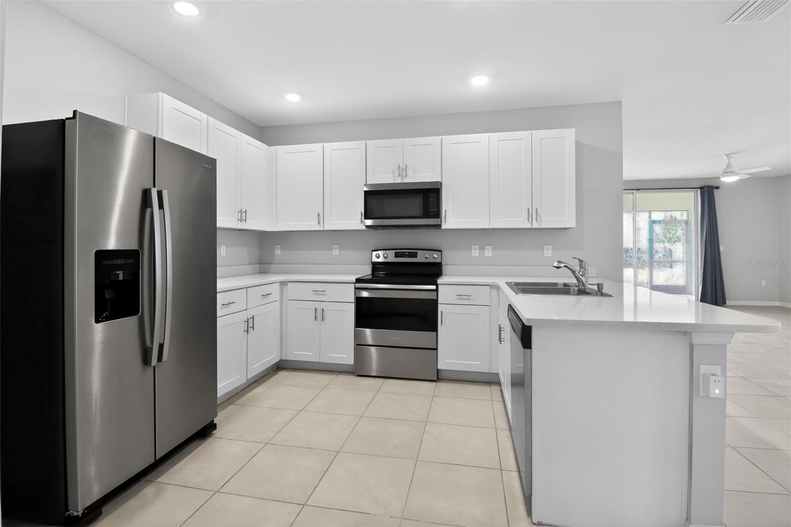 Image 9 of 31 For 25152 Lenox Circle