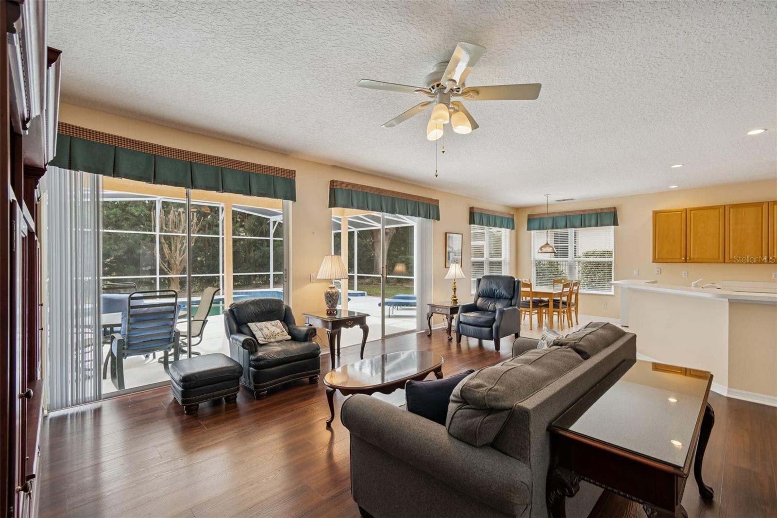 Image 11 of 53 For 8606 Terrace Pines Court