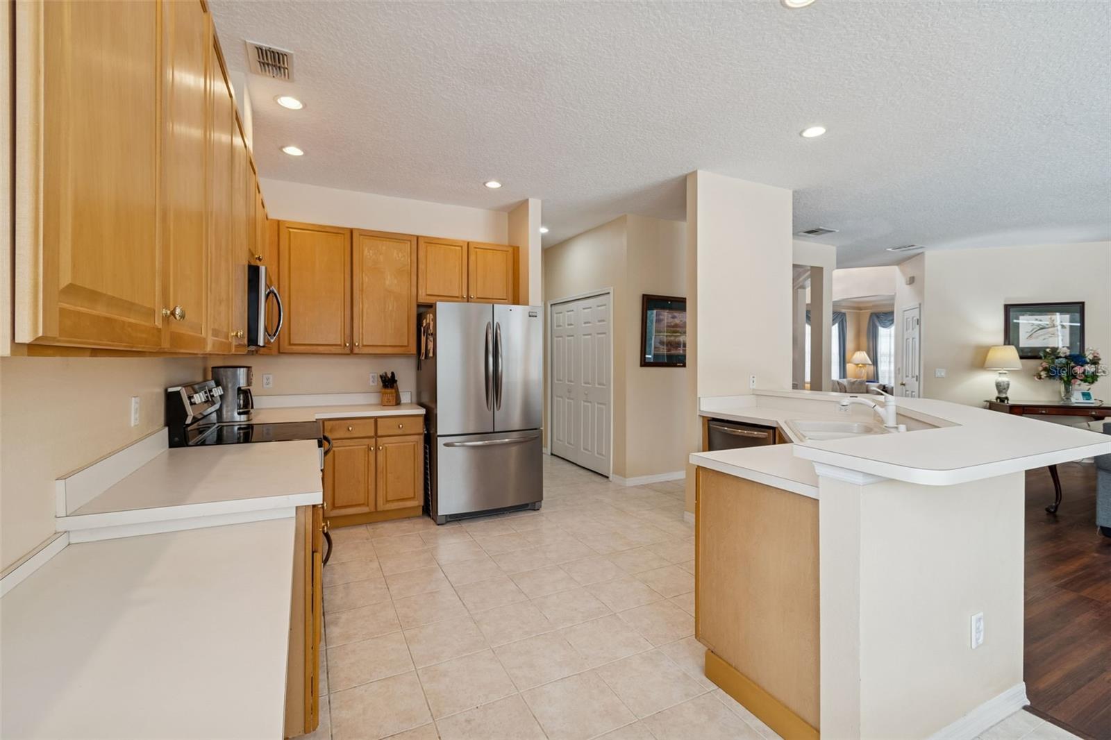 Image 14 of 53 For 8606 Terrace Pines Court