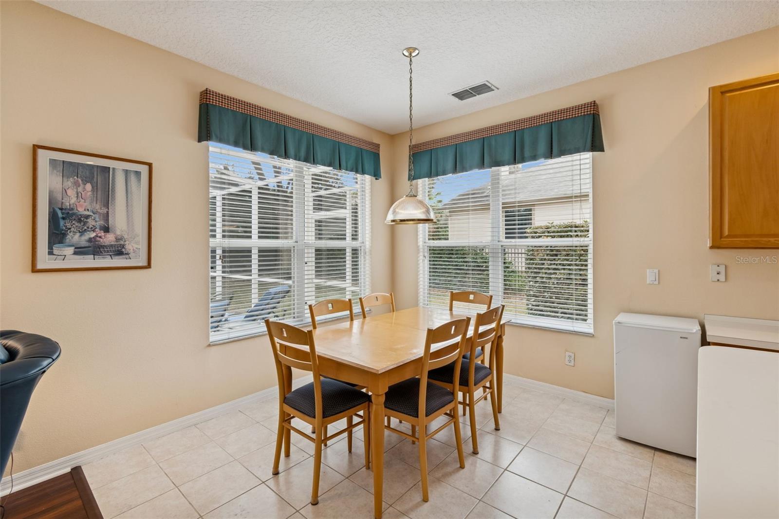 Image 18 of 53 For 8606 Terrace Pines Court