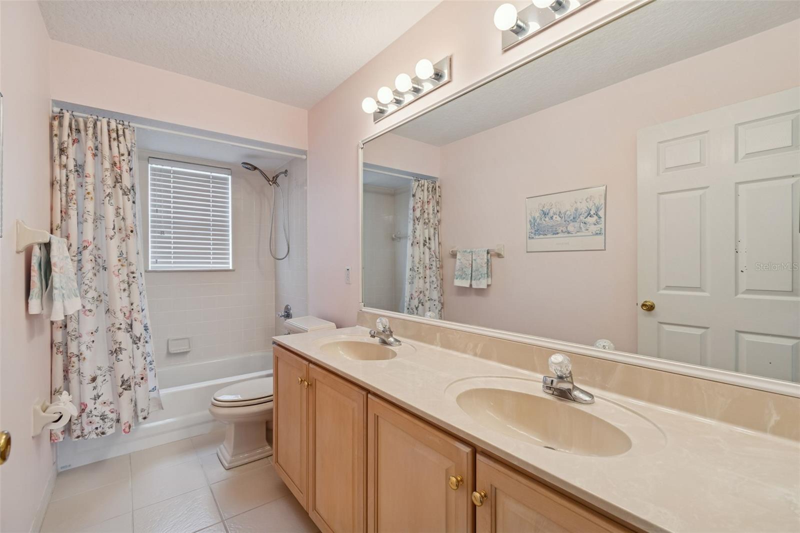 Image 32 of 53 For 8606 Terrace Pines Court