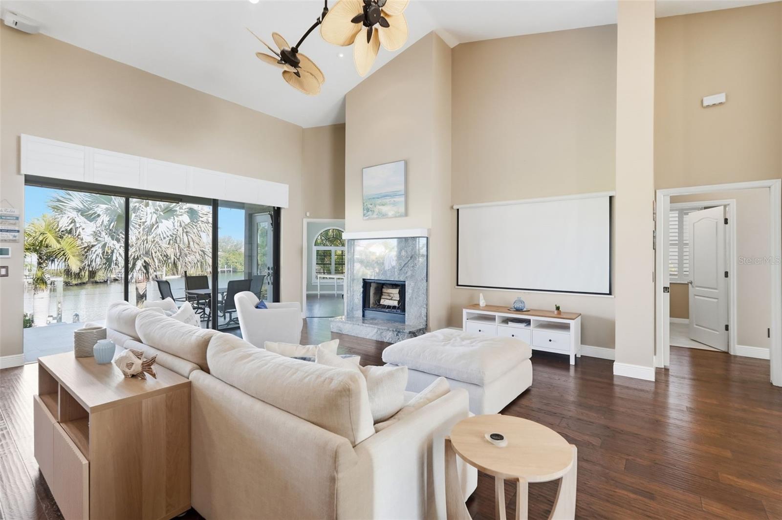 Image 13 of 64 For 909 Allegro Lane